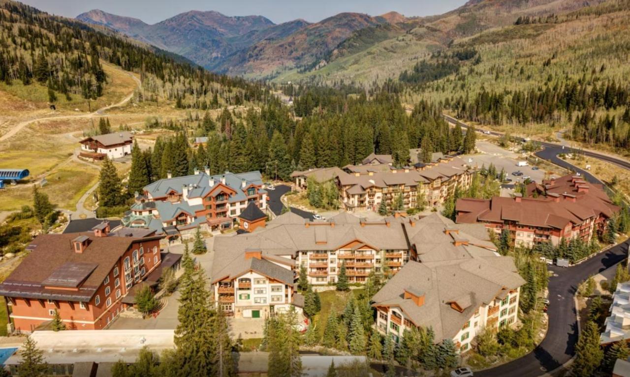 Stunning At Solitude, Steps From Chair Lift, East #103 Brighton Екстериор снимка